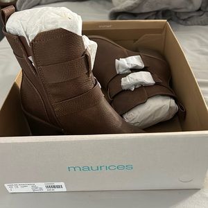 Maurices booties 9, new in box.